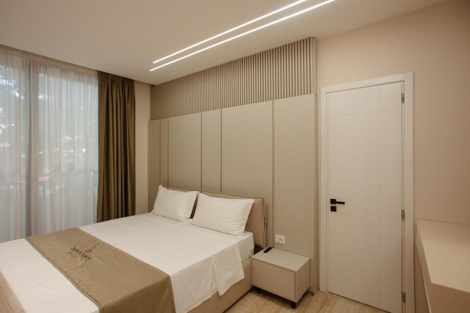 Downtown Hotel Shkodra Exterior foto