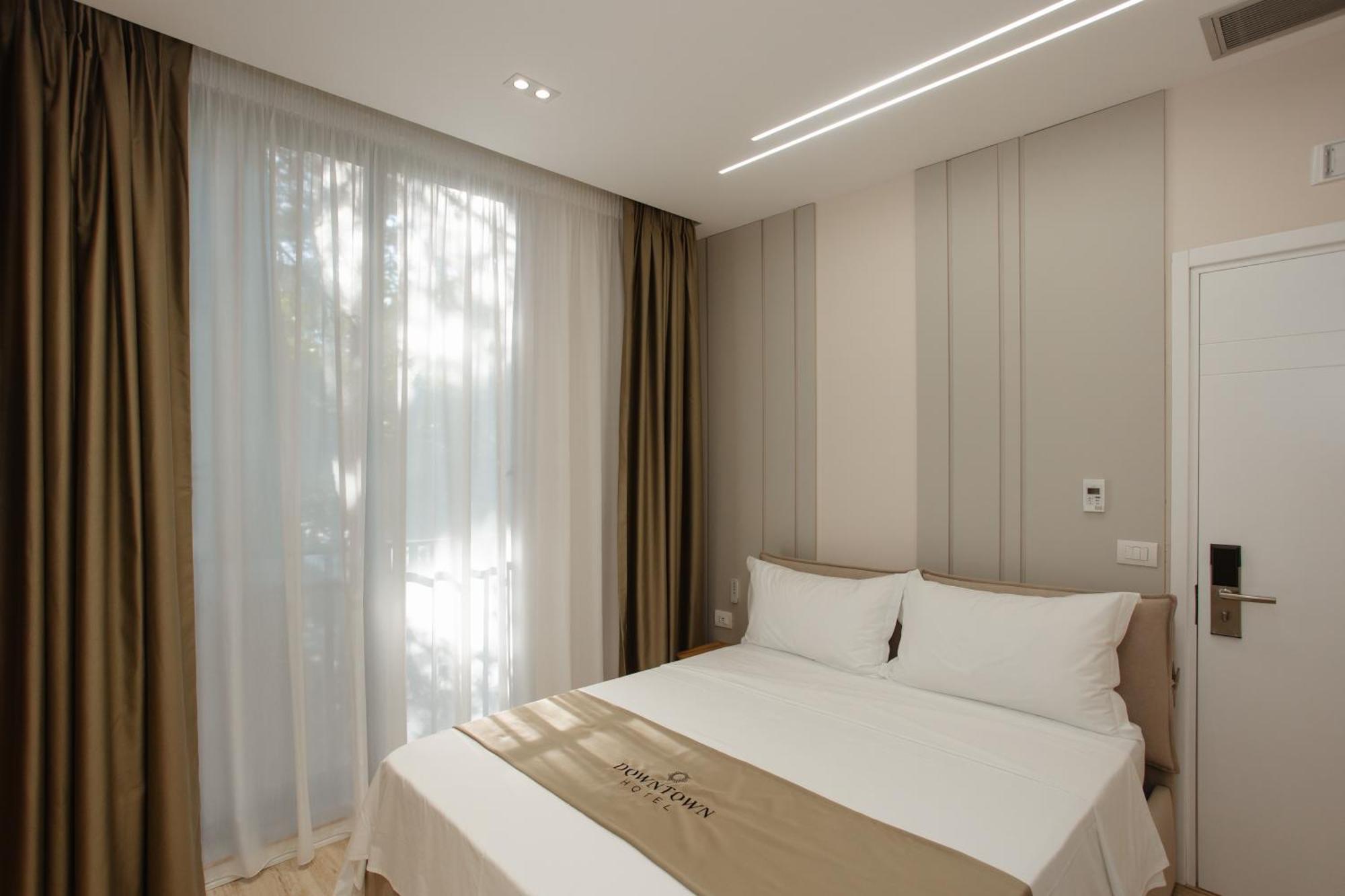 Downtown Hotel Shkodra Exterior foto