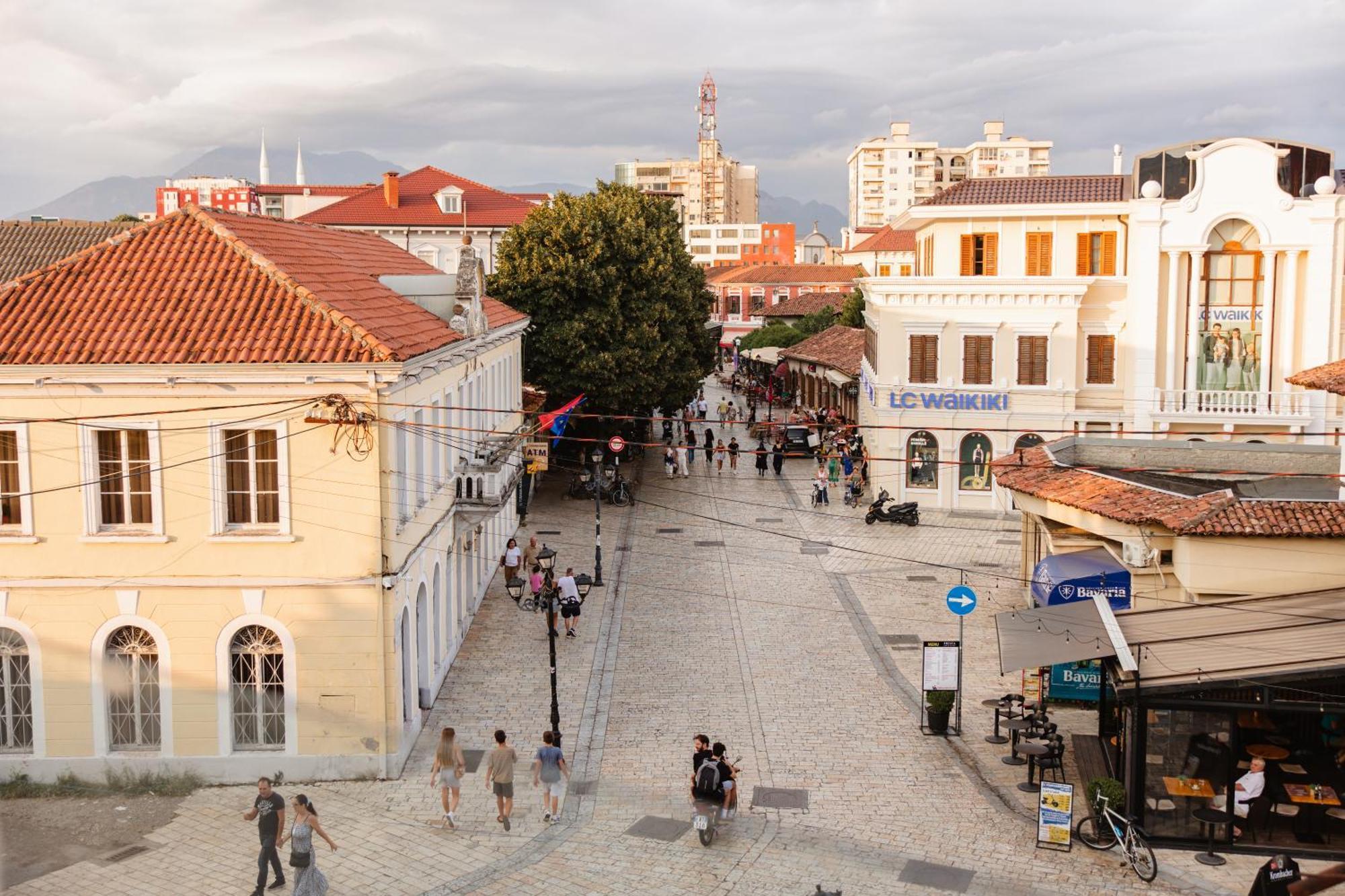 Downtown Hotel Shkodra Exterior foto