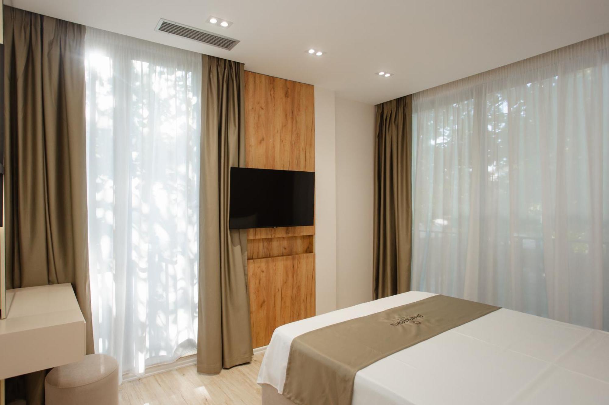Downtown Hotel Shkodra Exterior foto