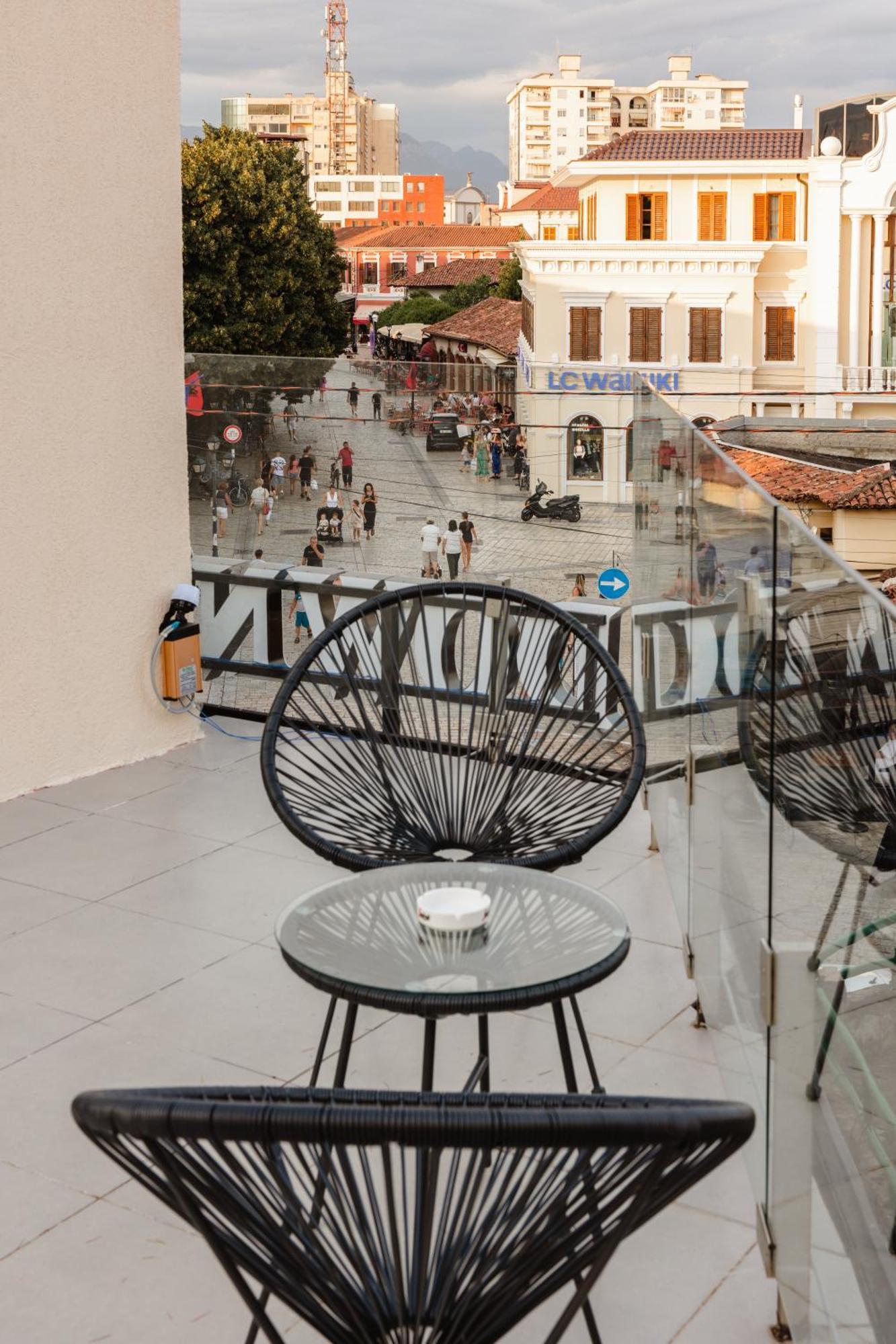 Downtown Hotel Shkodra Exterior foto